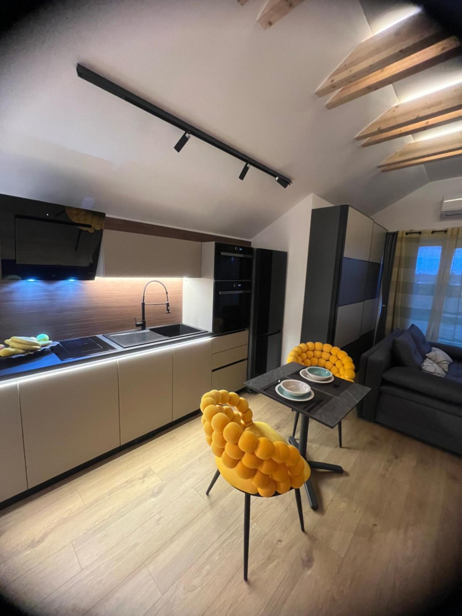Отель Nova Luxury Design Jezdovec Экстерьер фото