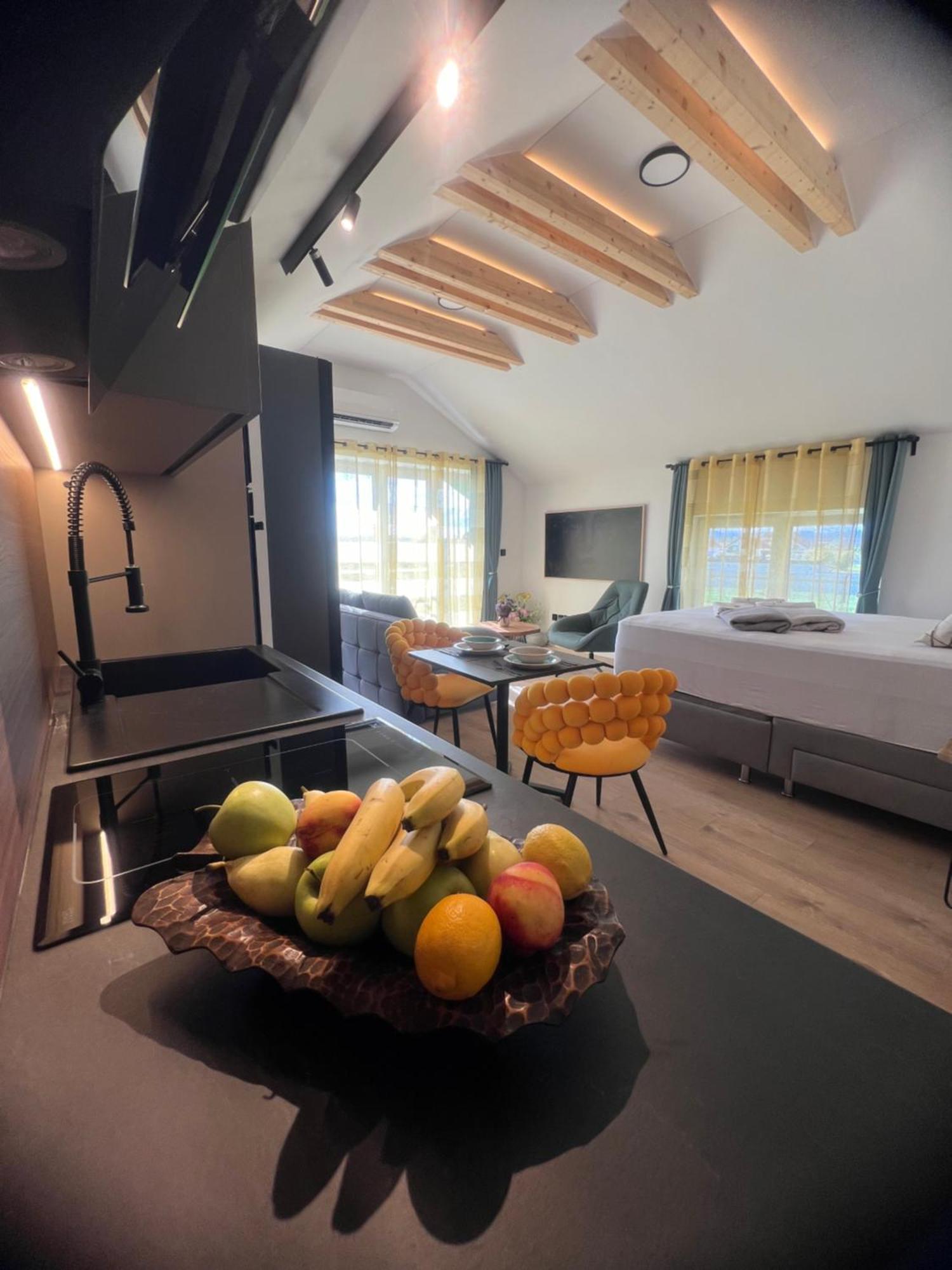 Отель Nova Luxury Design Jezdovec Экстерьер фото